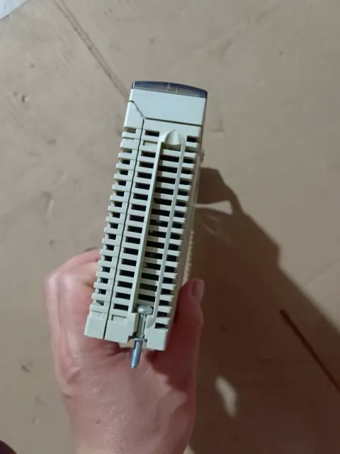 Schneider Electric / Modicon TSXPBY100 Industrial Automation Component product photo 8