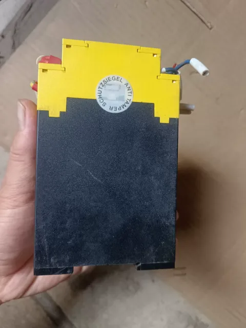 Moeller / Eaton 18815602 Industrial Relay product photo 5