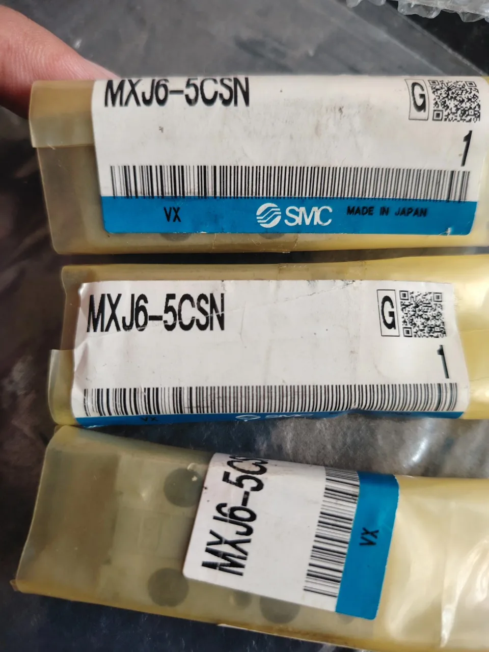 SMC MXJ6-5CSN Industrial Automation Component — product photo 1 of 4
