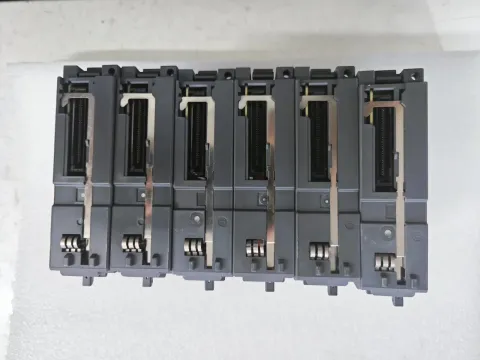 Mitsubishi Electric QJ71C24N-R4 Industrial Automation Component — product photo 9 of 48