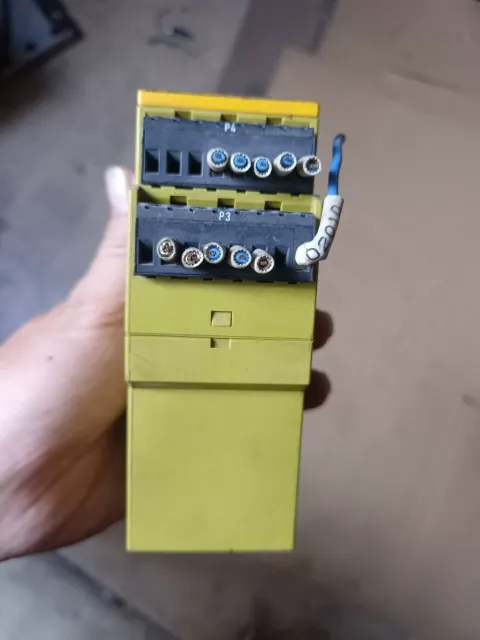 PILZ 777760 / PNOZ X8P Industrial Relay product photo 5