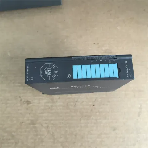 Siemens 6ES7138-7FD00-0AB0 PLC Module product photo 1