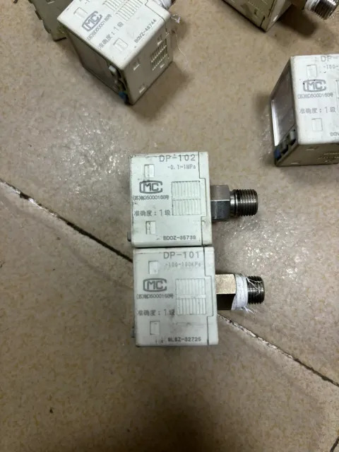 Panasonic DP-101; DP-102 Industrial Sensor product photo 2