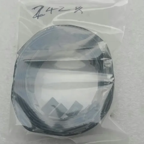 Renesas / IDT IDT71V416S12PHI Industrial Automation Component product photo 4