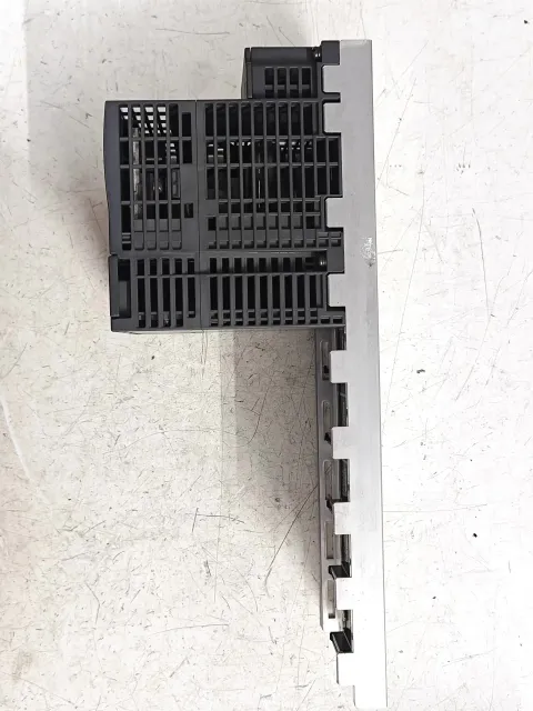 Mitsubishi Electric Q00UJCPU Industrial Automation Component — product photo 20 of 37