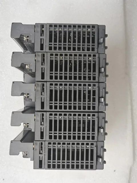 Mitsubishi Electric QY80 PLC Module — product photo 34 of 42