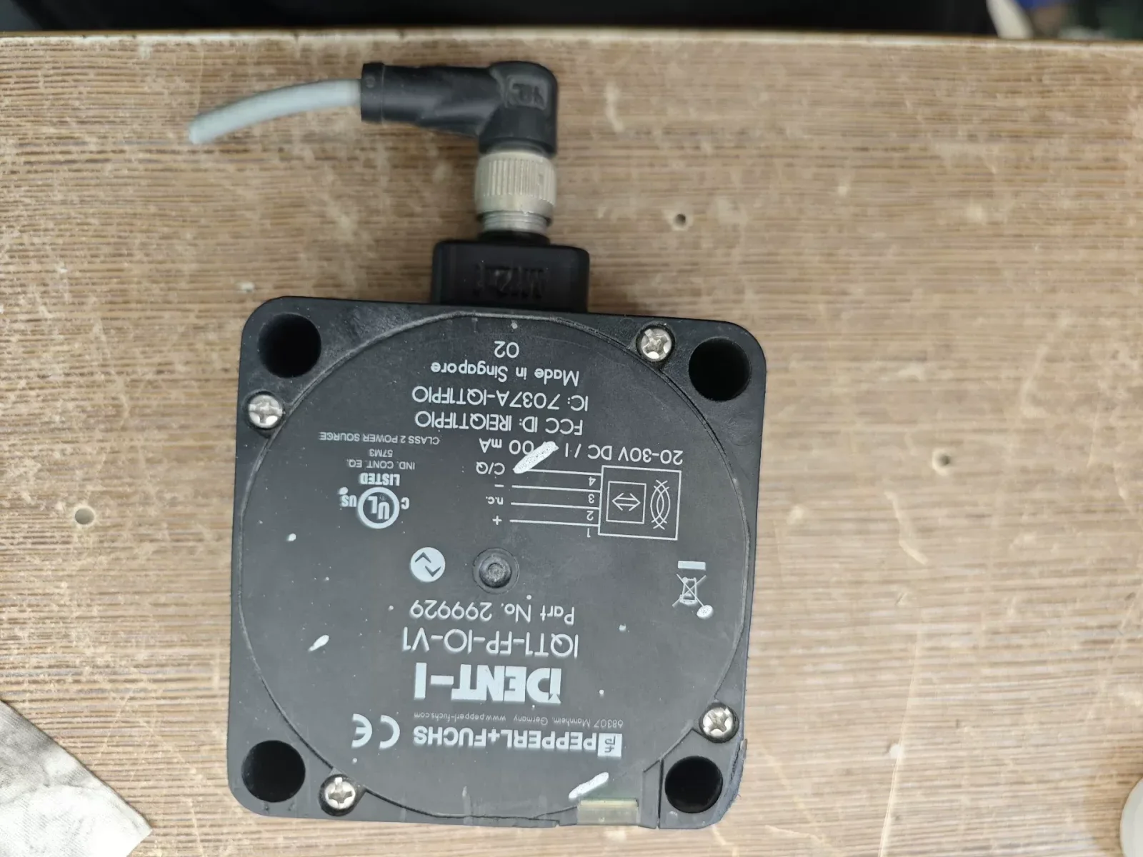Pepperl+Fuchs IQT1-FP-IO-V1 / 299929 Industrial Automation Component product photo 1