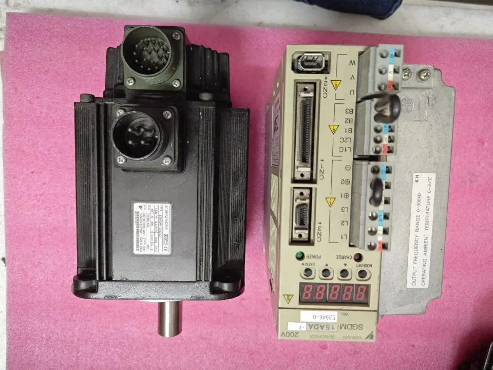 Yaskawa SGDM-15ADA-V + SGMGH-13ACA21 Motor & Drive Component — product photo 1 of 11