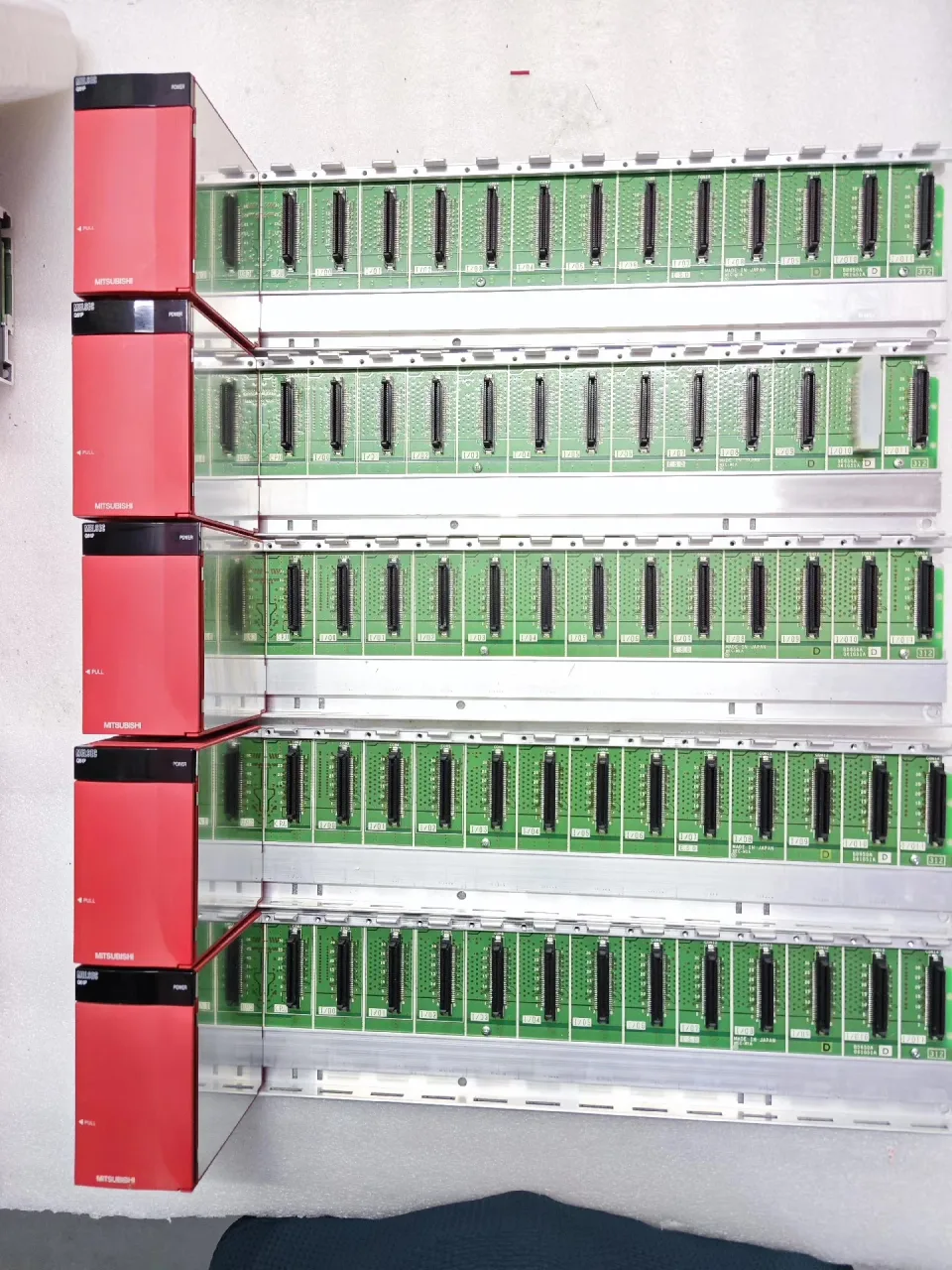 Mitsubishi Electric Q312B + Q61P Power Electronics Module product photo 1