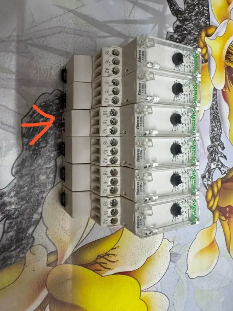 Schneider Electric RE17RAMU Industrial Relay product photo 1
