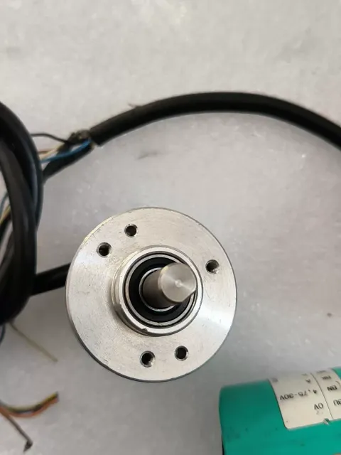 Pepperl+Fuchs TVI40N-09TK0T6TN-01024 / Part No. 269948-0046 Industrial Encoder product photo 3