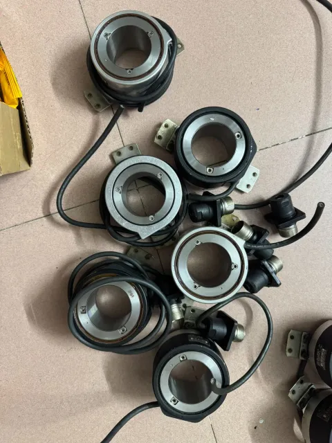 HEIDENHAIN ERN 180 5000 01-03 Industrial Encoder product photo 1
