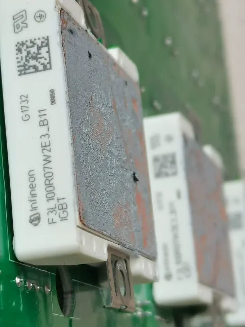 Infineon F3L100R07W2E3-B11 Power Electronics Module product photo 3