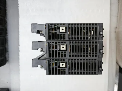 Mitsubishi Electric Q68DAVN PLC Module — product photo 10 of 31