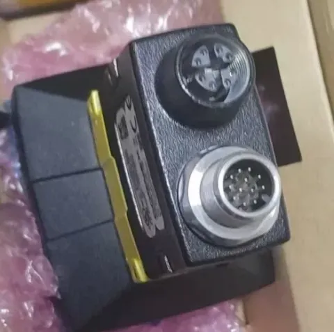 Cognex IS2000M-340-40-125 Industrial Sensor product photo 2