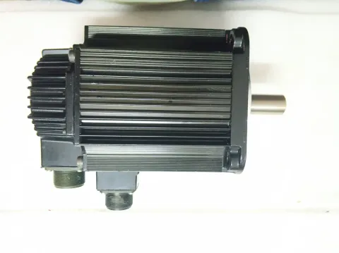 Yaskawa SGMGH-13ACA21 Motor & Drive Component product photo 2