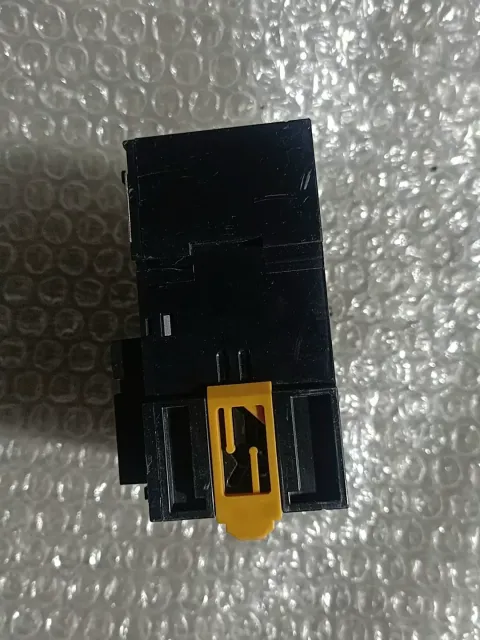 OMRON CJ1W-PA202 PLC Module — product photo 6 of 6