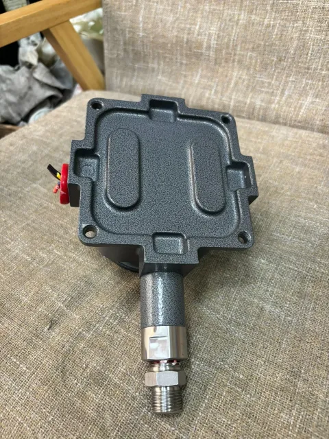White Label 6SC-KK5-N4-C2A Industrial Sensor product photo 7