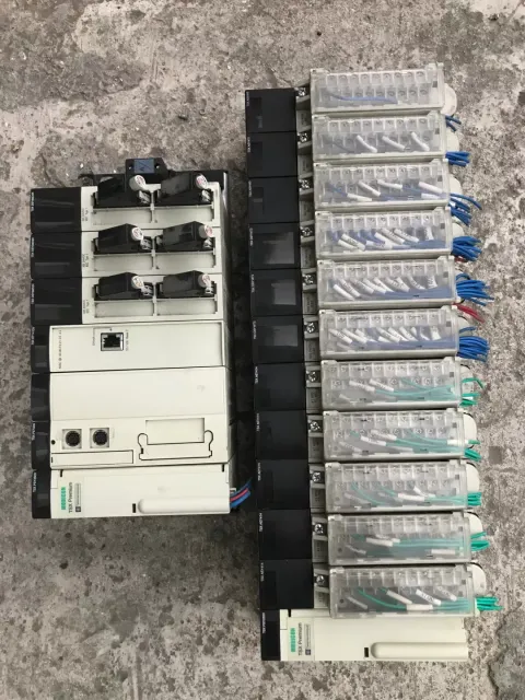 Schneider Electric TSXP573634 PLC Module product photo 5