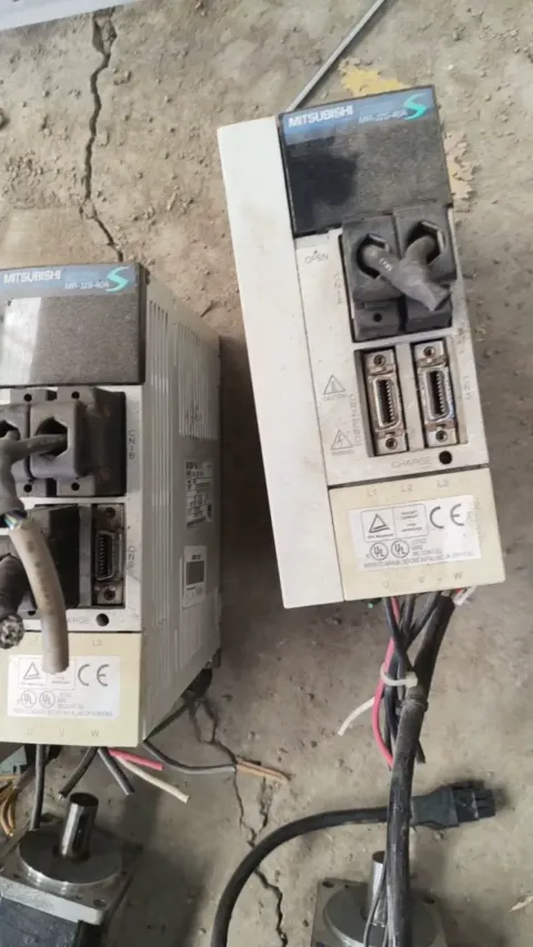 Mitsubishi Electric MR-J2S-40A; HC-KFS43B; HC-KFS43 Motor & Drive Component product photo 1