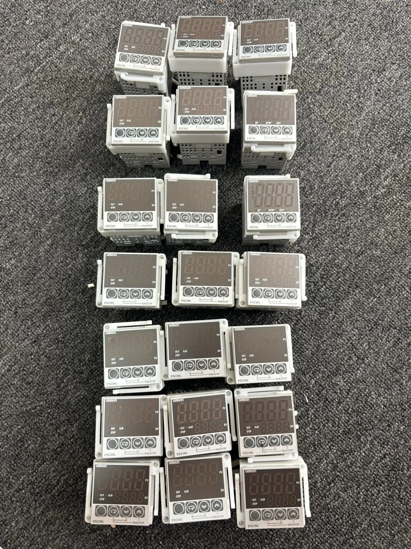OMRON E5CWL-Q1TC; E5CSL-RTC; E5CSL-QTC; E5CWL-R1TC Industrial Automation Component product photo 1