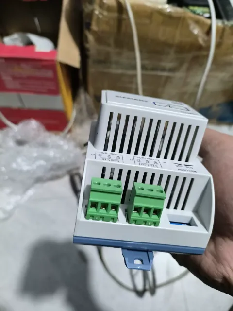 Siemens POL945.00/STD I/O Module product photo 2