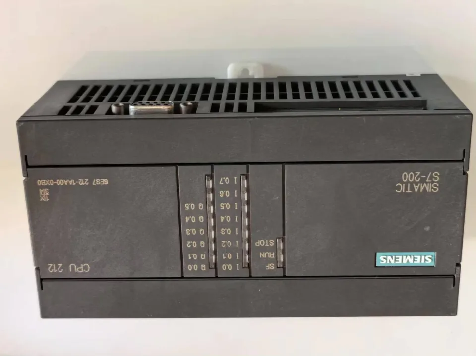 Siemens 6ES7212-1AA00-0XB0 PLC Module product photo 1