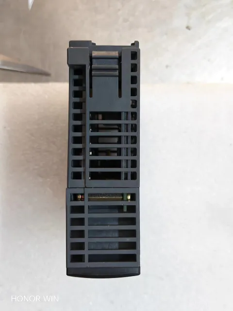 Mitsubishi Electric Q62DA Industrial Automation Component — product photo 5 of 24