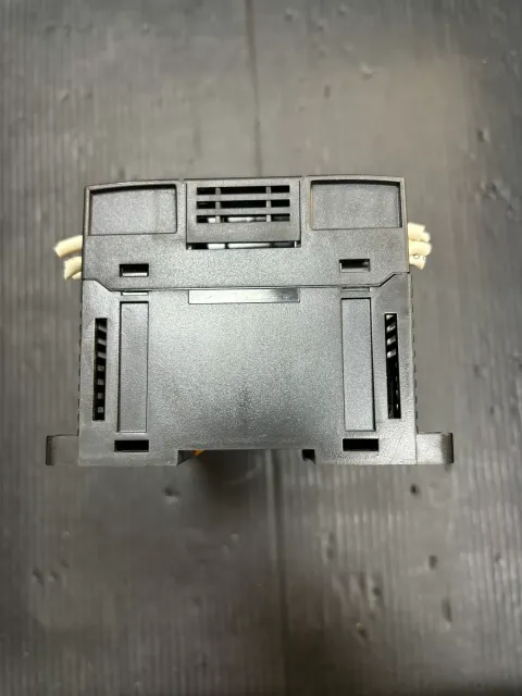 Omron CP1E-N40SDT-D PLC Module product photo 4