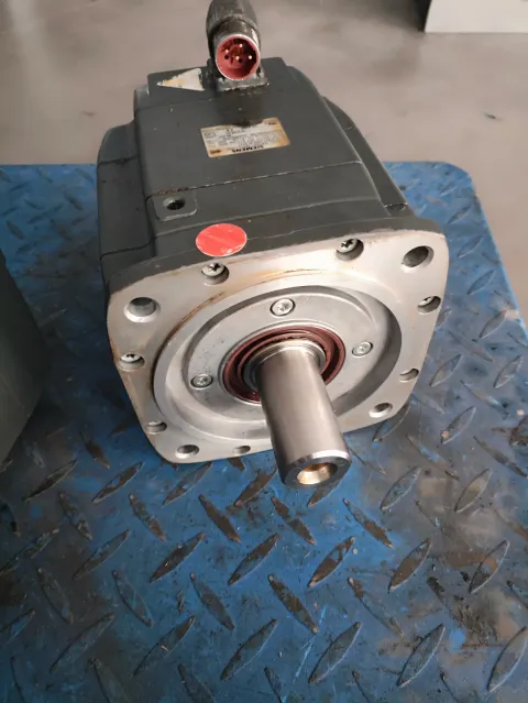 Siemens 1FK7083-2AF71-1RG1 Motor & Drive Component product photo 1