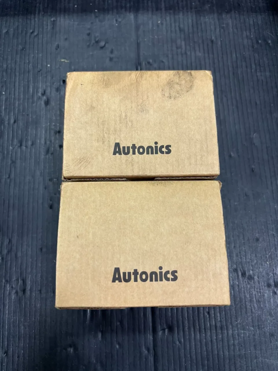 Autonics PRL30-10DN Industrial Sensor product photo 1