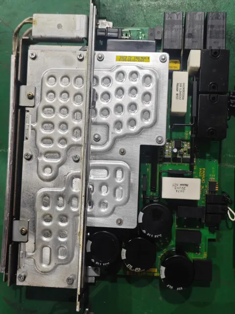 FANUC A16B-3200-0512/05D Motor & Drive Component product photo 2