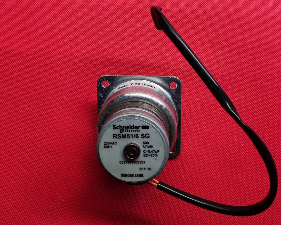 Schneider Electric / Berger Lahr RSM51/6 SG Motor & Drive Component product photo 1