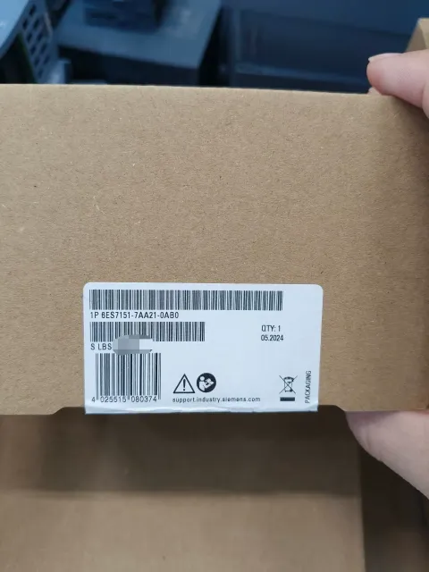 Siemens 6ES7151-7AA21-0AB0 Industrial Automation Component — product photo 3 of 4