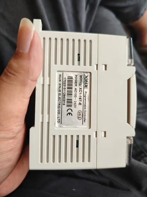 XINJE XC1-16T-E PLC Module — product photo 11 of 12