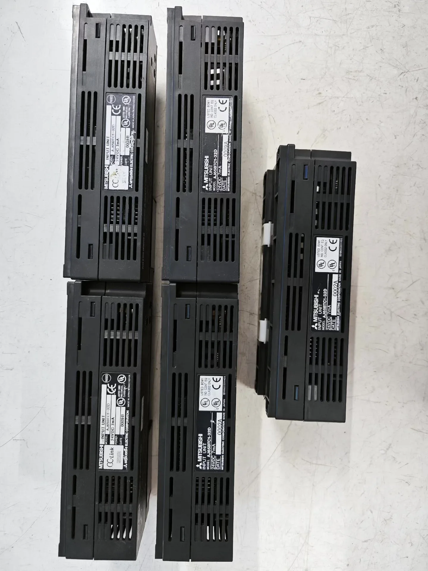 Mitsubishi Electric AJ65BTC1-32D Industrial Automation Component product photo 1