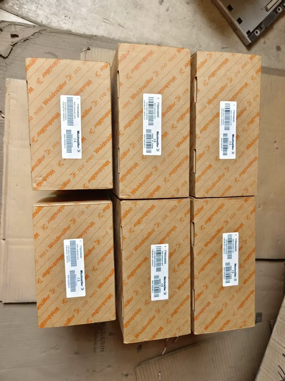Weidmüller 7760048083 / IES31-SW6/2SC/1SFP Industrial Sensor product photo 1