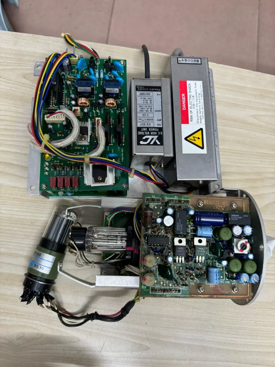 Toshiba / GE-GEMS RY322751D / ICV-007 / GEMS-E2211385A / 2334504A / 2338627-100 / 2345970-7-000 Power Electronics Module product photo 1