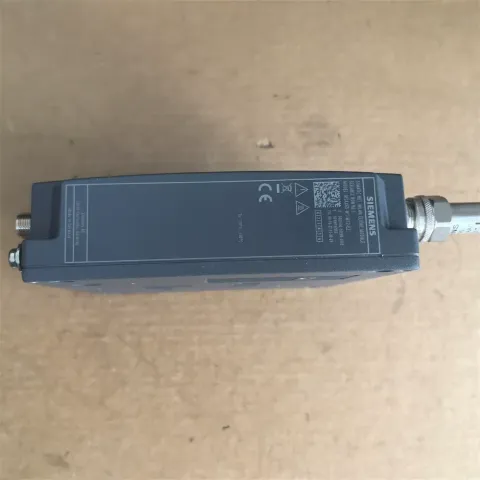 Siemens 6GK5766-1GE00-3DA0 Industrial Automation Component product photo 2