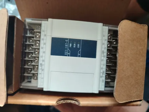 XINJE XC1-16T-E PLC Module — product photo 7 of 12