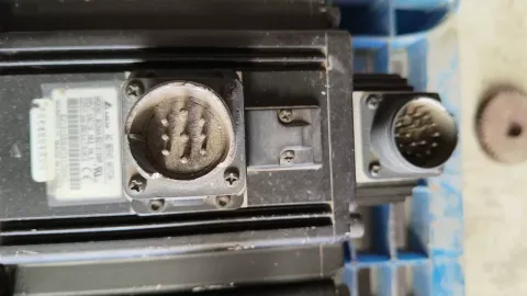 Delta ECMA-E21315SS Motor & Drive Component — product photo 13 of 18