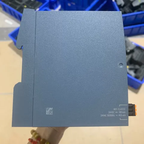 Siemens 6GK5124-0BA00-2AB2 Industrial Sensor — product photo 9 of 11
