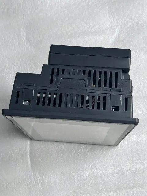 KEYENCE VT3-E3 Industrial Automation Component — product photo 10 of 13