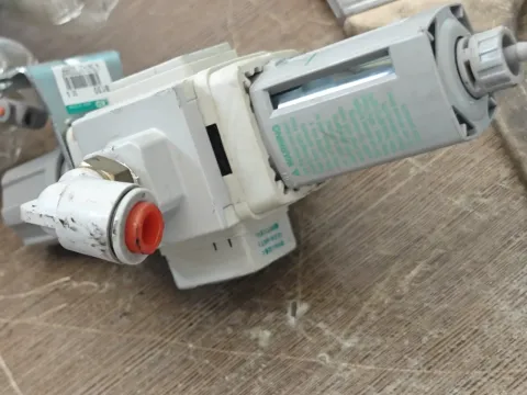 CKD W1000-8-W-Z Industrial Automation Component — product photo 8 of 8