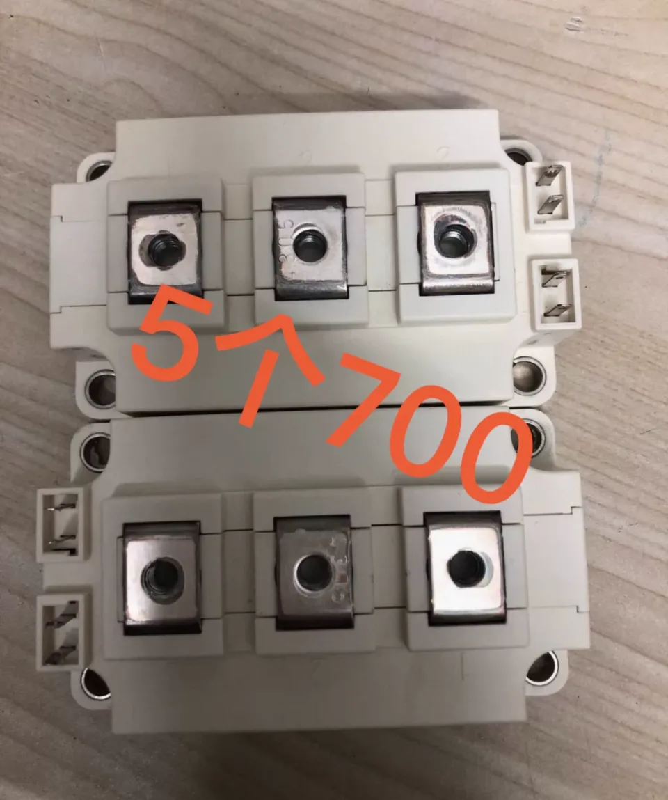 Infineon FF200R12KT4 Power Electronics Module product photo 1