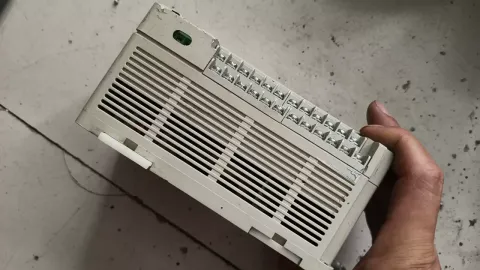 Delta DVP20EX00R2 PLC Module product photo 7