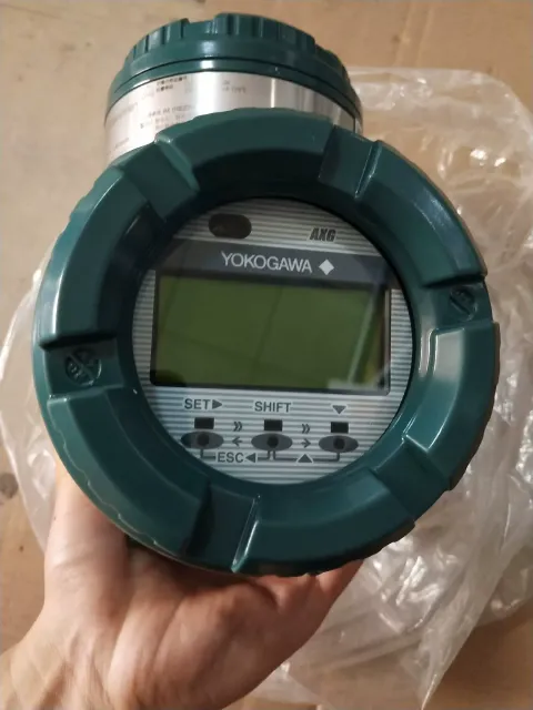 Yokogawa AXG4A-CNF2122JA12/CH Industrial Automation Component product photo 2