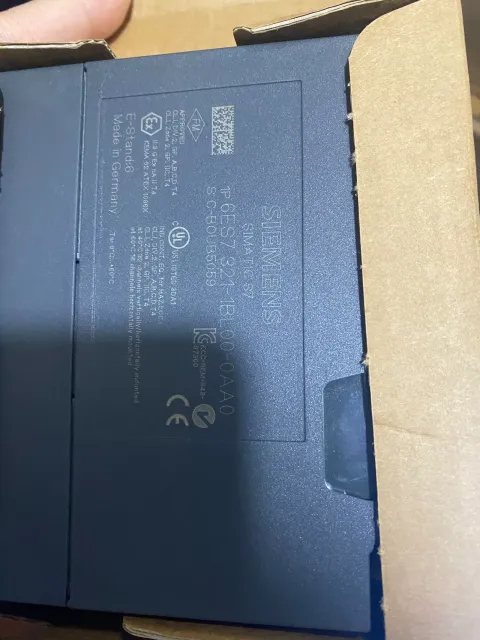 Siemens 6ES7 321-1BH02-0AA0; 6ES7 321-1BL00-0AA0; 6ES7 392-1AJ00-0AA0; 6ES7 392-1AM00-0AA0 Industrial Automation Component product photo 2