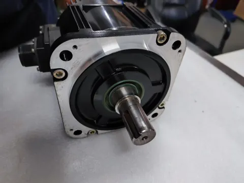 Yaskawa SGMGV-13ADC6C Motor & Drive Component product photo 7