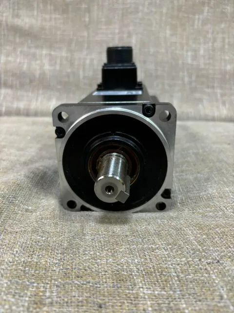 Delta ECMA-C21020SS Motor & Drive Component — product photo 8 of 18